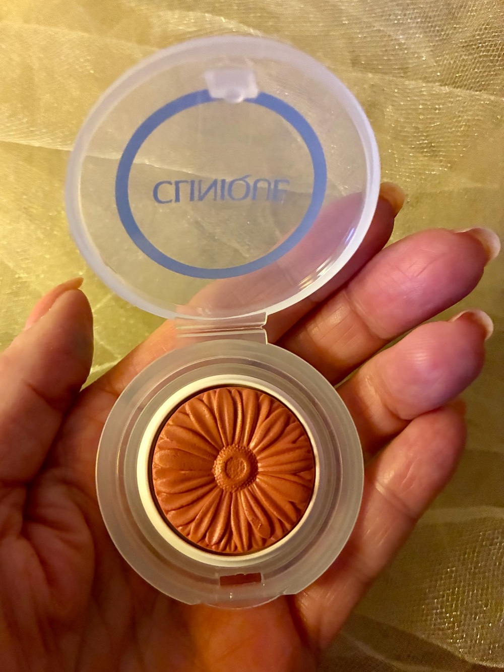 Clinique Cheek Floral Blush in 10 Fig Pop - Picture 2 of 3